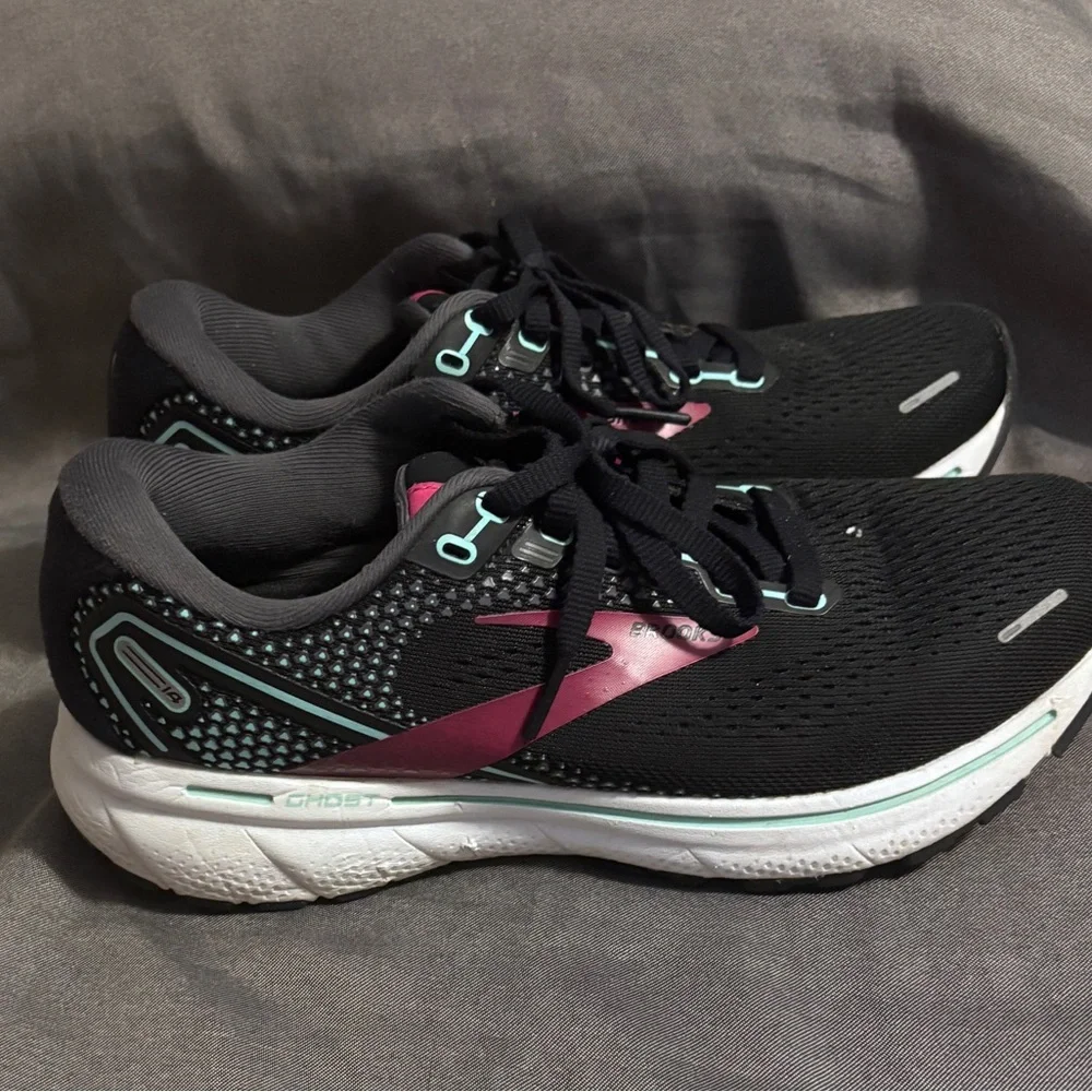 Brooks Women's Black Running Shoes with Pink and Teal Accents